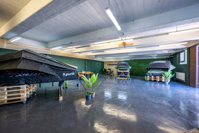 Montageservice im Showroom