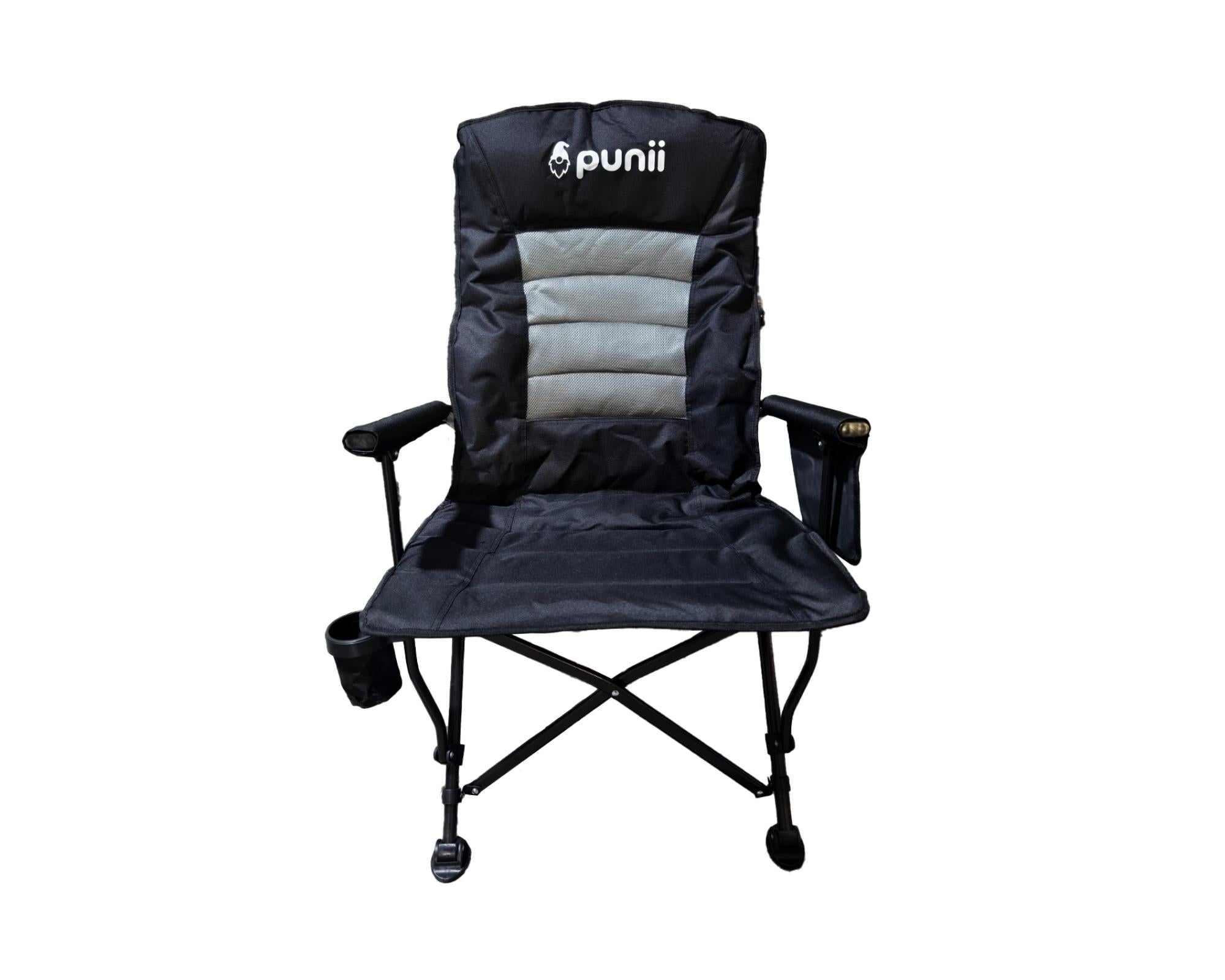 Aufgeklappter Campingstuhl turu